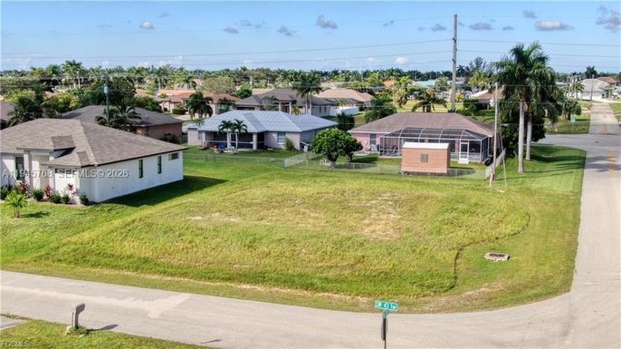 4328 SW 20TH PL, Cape Coral FL 33914