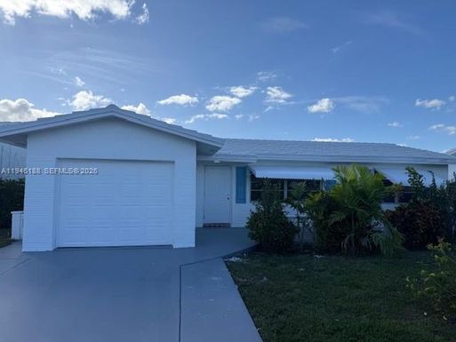 1832 SW 17th St, Boynton Beach FL 33426