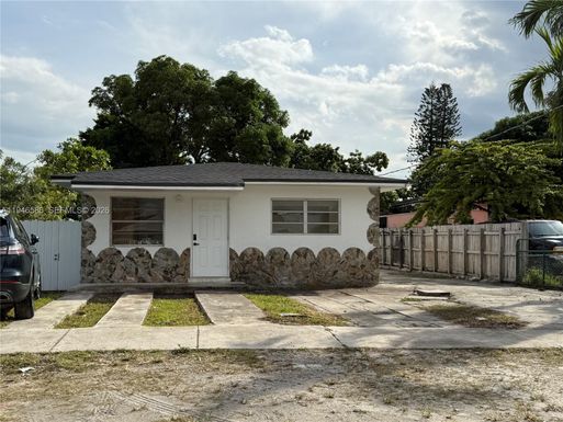 3144 NW 29th St, Miami FL 33142