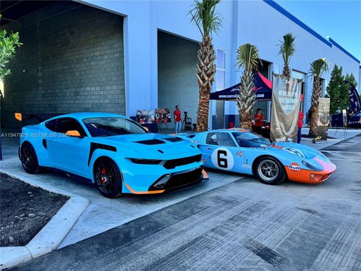 15375 Corporate Rd # 17, Jupiter FL 33478