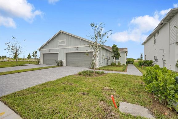 19465 Whispering Creek Rd, Loxahatchee FL 33470