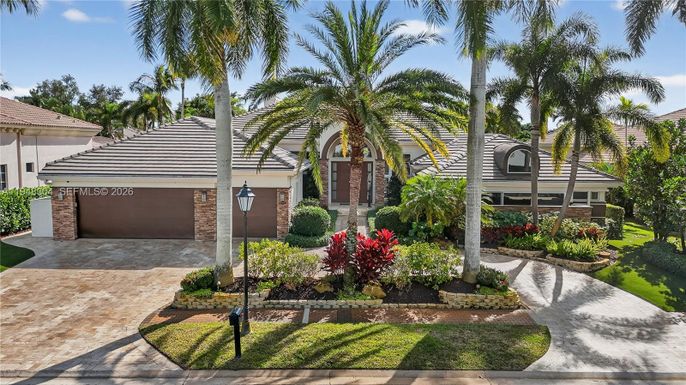 6860 Queenferry Cir, Boca Raton FL 33496