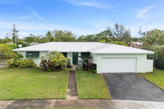 8525 SW 100th Ave, Miami FL 33173