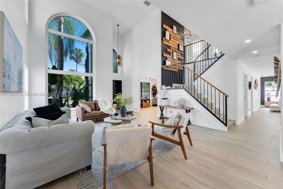 590 SW 178th Way, Pembroke Pines FL 33029