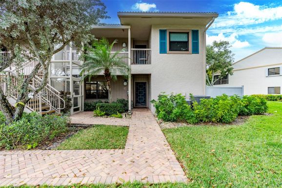 2 Eastgate Dr # C, Boynton Beach FL 33436