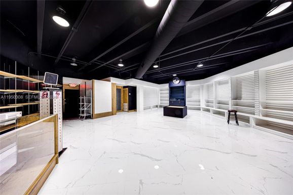 380 E 9th St # 6, Hialeah FL 33010