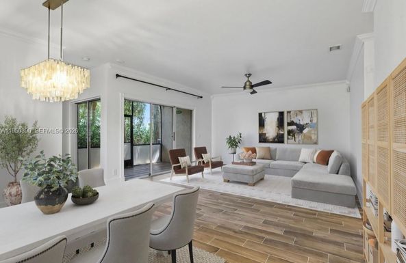 6582 Via Regina # 6582, Boca Raton FL 33433