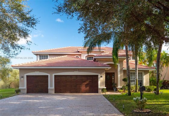 5923 NW 54th Cir, Coral Springs FL 33067