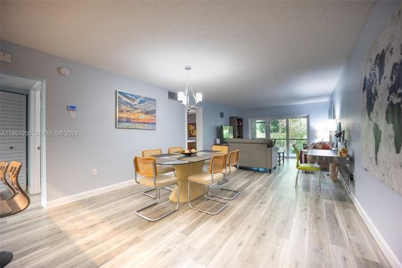 4000 Crystal Lake Dr # 114, Deerfield Beach FL 33064