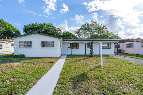 1970 NW 187th Ter, Miami Gardens FL 33056