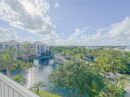 703 Crandon Blvd # 3, Key Biscayne FL 33149