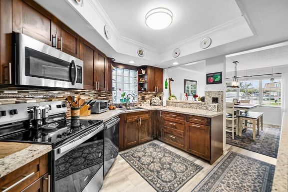 11625 Winchester Dr # B, Palm Beach Gardens FL 33410