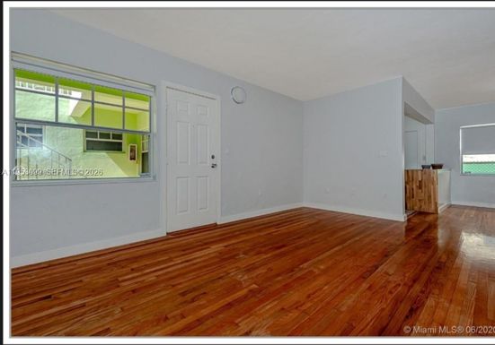 915 SE 8th St # 106, Miami Beach FL 33139