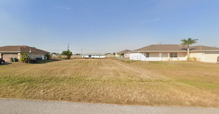 317 NE 20TH TER, Cape Coral FL 33909