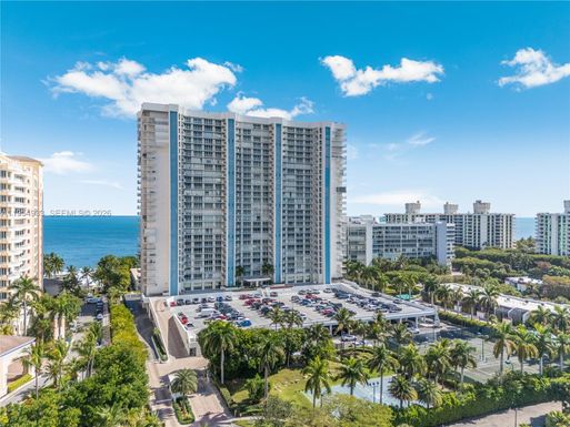 881 Ocean Dr # 13C, Key Biscayne FL 33149