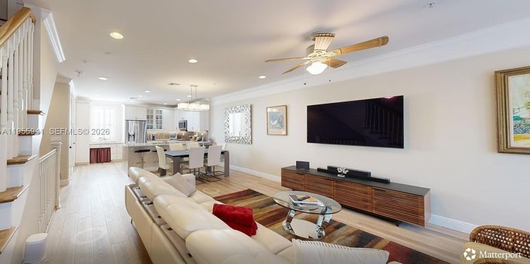 1049 W Heritage Club Cir, Delray Beach FL 33483