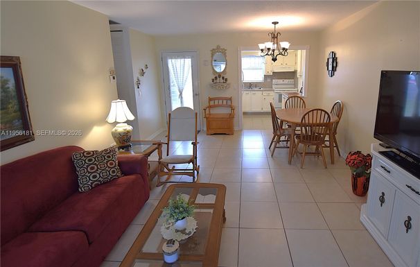 2832 W Crosley Dr # C, West Palm Beach FL 33415