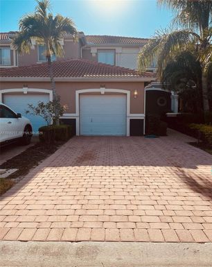 9620 Roundstone CIR, Other City - In The State Of Florida FL 33967