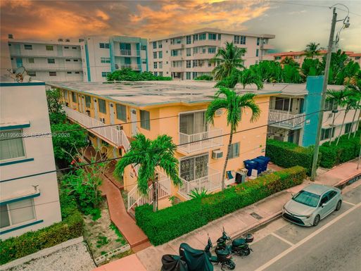 7720 Harding Ave # 8, Miami Beach FL 33141