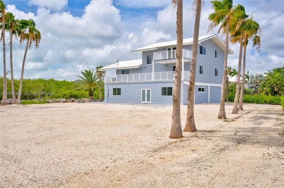 90 N Bounty Ln # 90, Key Largo FL 33037