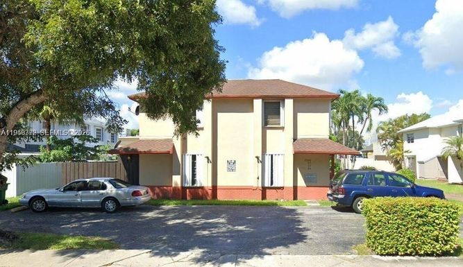 19360 SW 103 # 19360, Cutler Bay FL 33157
