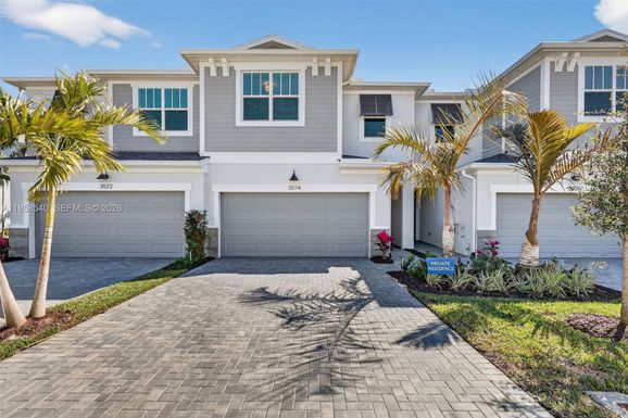 3574 NW Solange Ct, Jensen Beach FL 34957