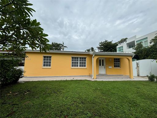 250 Fernwood Rd, Key Biscayne FL 33149