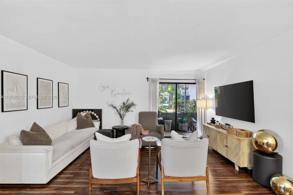 4780 NW 102nd Ave # 11, Doral FL 33178