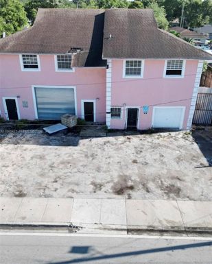 3067 NW 54th St, Miami FL 33142