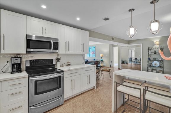 10160 Collins Ave # 306N, Bal Harbour FL 33154