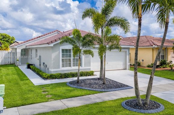2627 SW 177th Ave, Miramar FL 33029