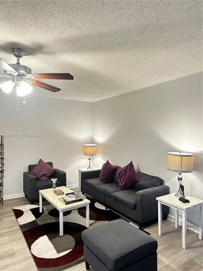 220 Cambridge I # 220, West Palm Beach FL 33417