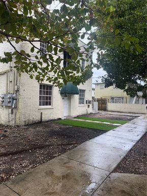 329 NW 11th Ave, Miami FL 33128