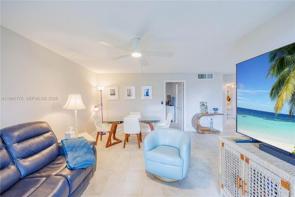 9100 Lime Bay Blvd # 111, Tamarac FL 33321