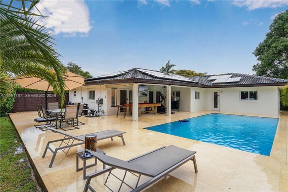 2631 NW 84th Ave, Coral Springs FL 33065