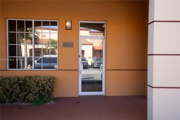 5791 NW 151st St # A, Miami Lakes FL 33014
