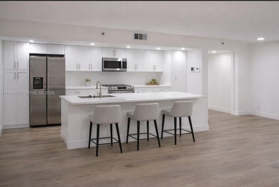 955 Egret Cir # 310, Delray Beach FL 33444