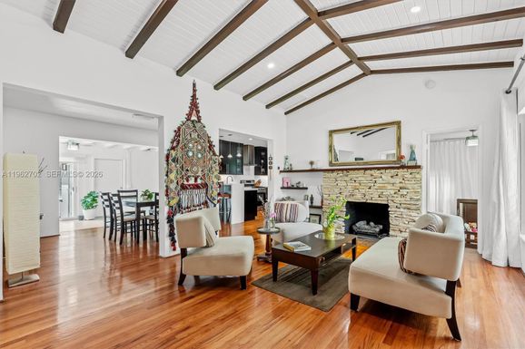 318 NE 105th St, Miami Shores FL 33138