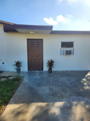 27660 SW 162nd Ave # 1, Homestead FL 33031