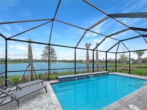 2057 Yellowfin Cir, Other City - In The State Of Florida GA 31114