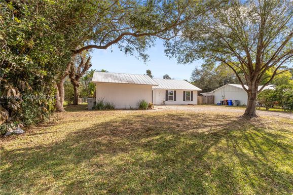 1816 SW 14th Ave SW # 0, Vero Beach FL 32962