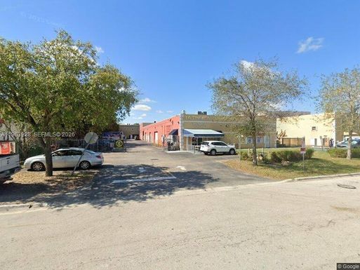 13690 SW 142nd Ave # 33, Miami FL 33186