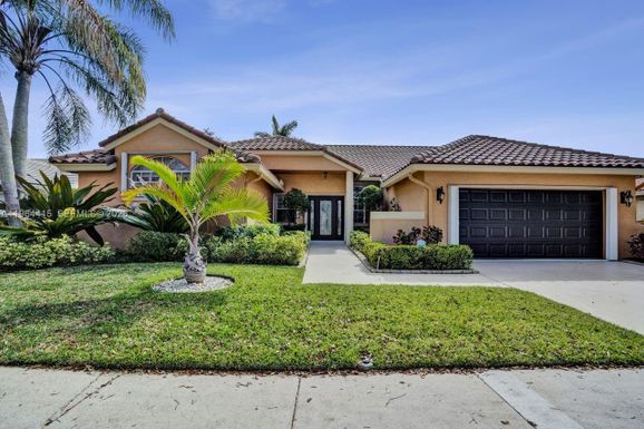 1614 Eastlake Way, Weston FL 33326