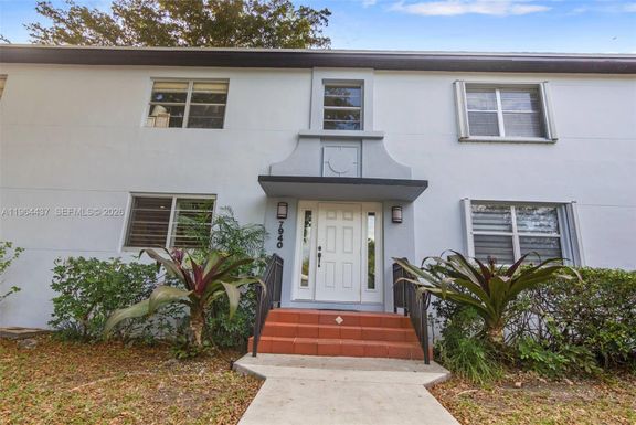 7940 SW 55th Ave # 66A, Miami FL 33143