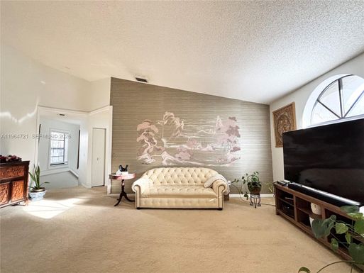 5258 Europa Dr # H, Boynton Beach FL 33437