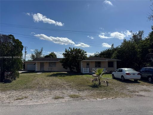 36 NW 151st St, Miami FL 33169