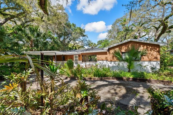 1745 NE 137th Ter, North Miami FL 33181