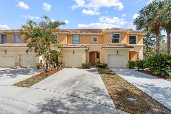202 River Bluff Ln, Royal Palm Beach FL 33411