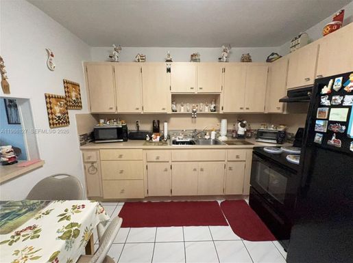 6190 W 19th Ave # 205, Hialeah FL 33012