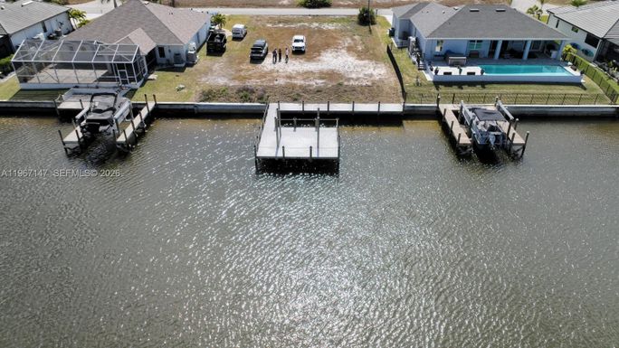 4323 NW 39th St, Cape Coral FL 33993